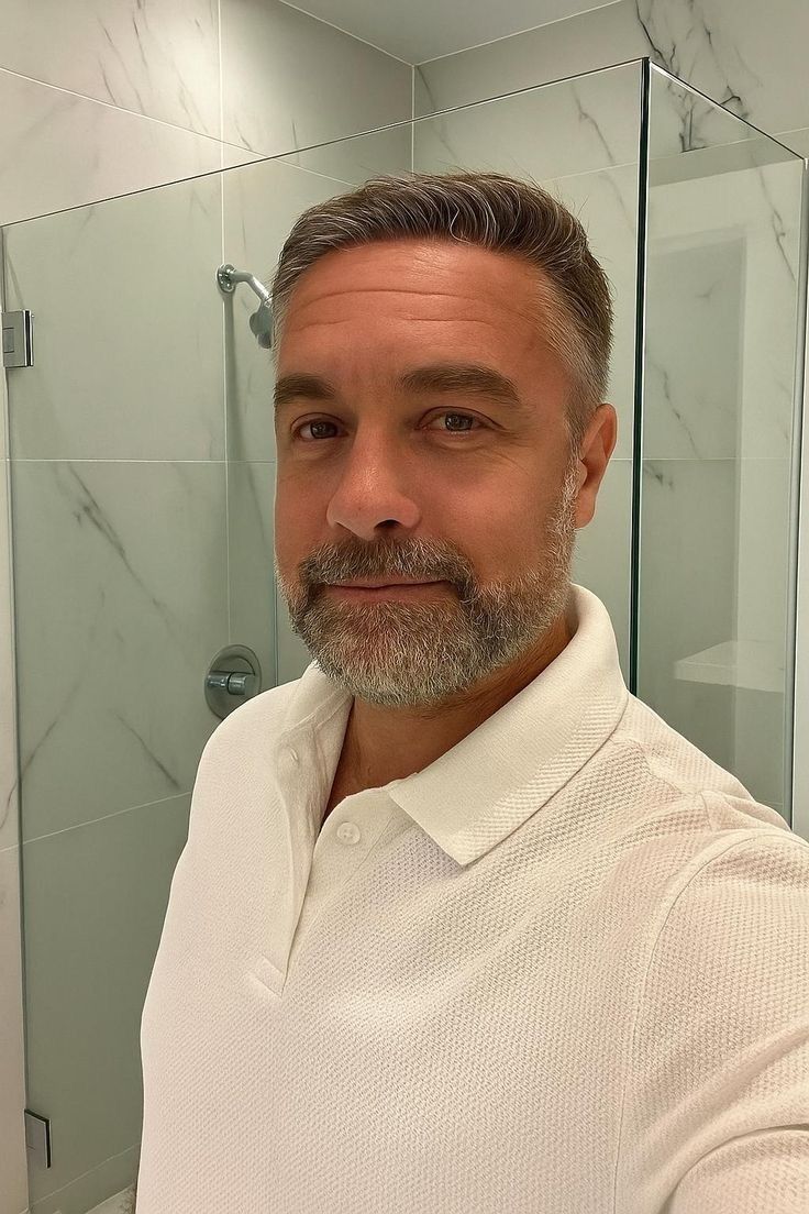 Miguel, 59 años
